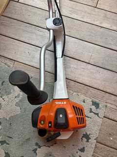 Stihl FS 561 Freischneider<br><br>Stihl FS 561 Freischneider in exzellentem Zustand.<br><br>Er 
